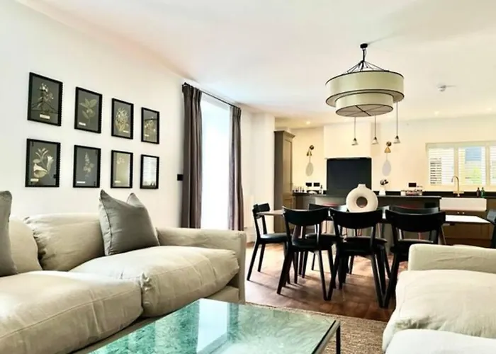 Redland - 1 Apartman *