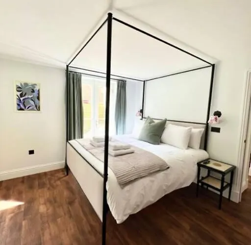 Redland - 1 Apartman