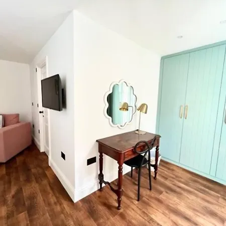 Redland - 1 Apartment Bristol