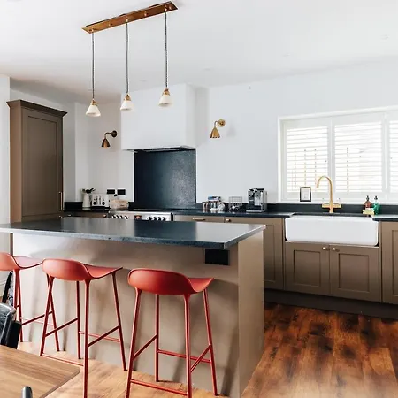 Redland - 1 Apartment