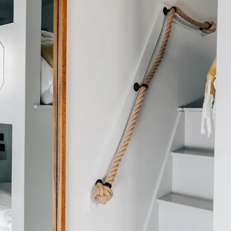 Redland - 1 * Bristol